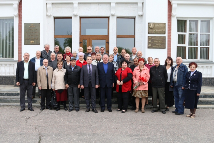 Під дахом будинку свого, на «КрАЗі», зустрілися ветерани